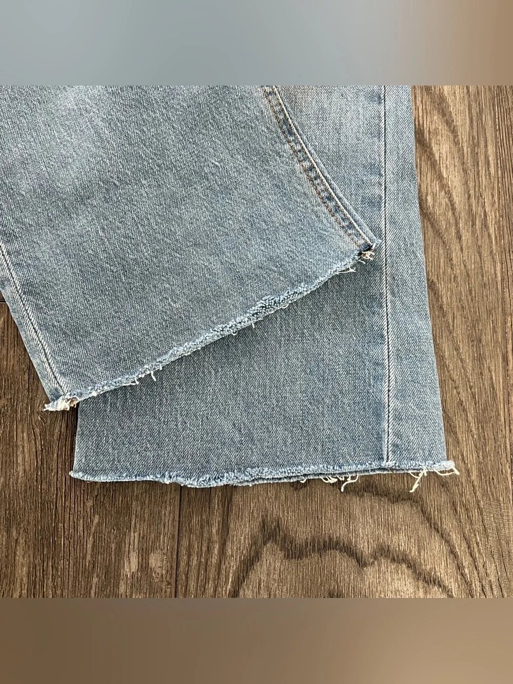 J CREW Mid-Rise Flare Crop Raw Hem Denim Jeans Size 29
